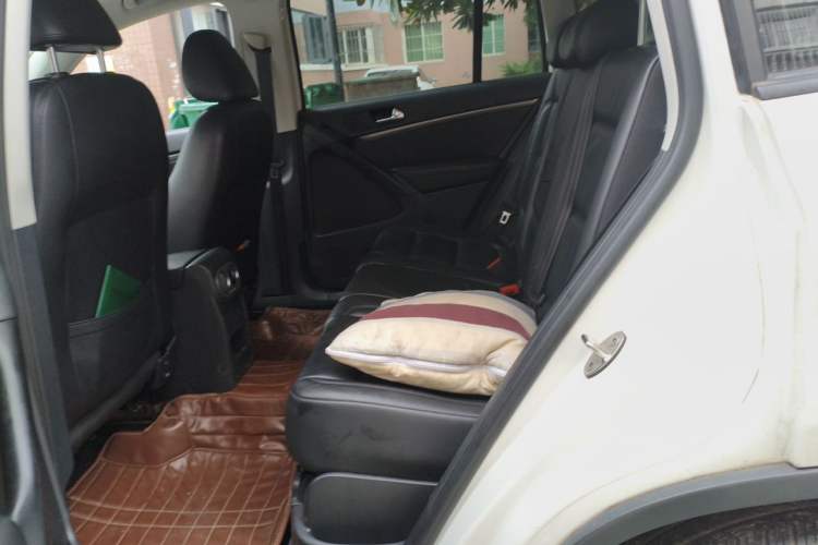 Used Volkswagen Tiguan 2013 1.8TSI Automatic All-Wheel-Drive Comfort Edition Left Rear Seat