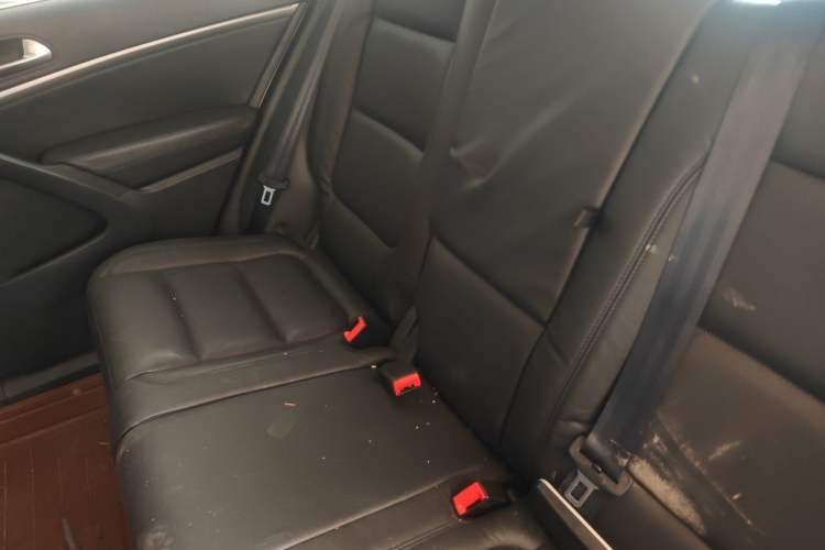 Used Volkswagen Tiguan 2013 1.8 TSI Automatic Two-Wheel Drive Comfort Edition Left Rear Seat