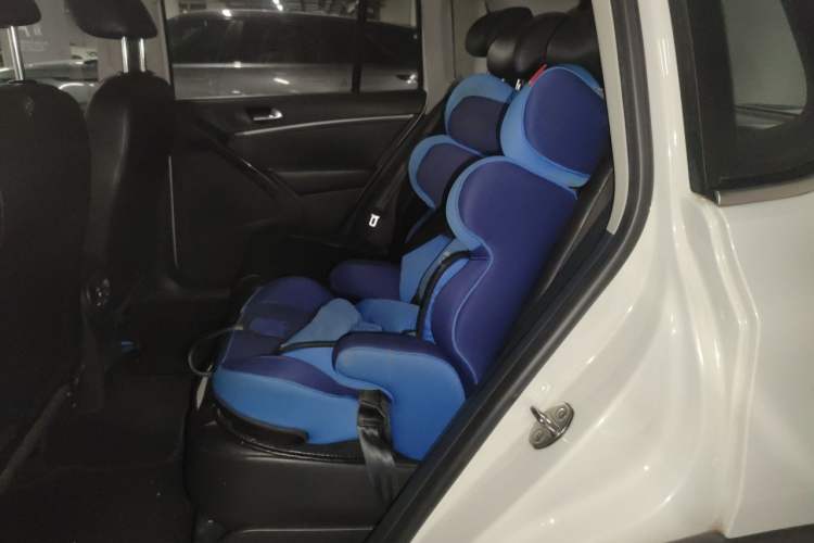 Used Volkswagen Tiguan 2013 1.8 TSI Automatic Two-Wheel Drive Comfort Edition Left Rear Seat