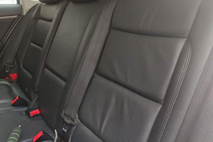 Used Volkswagen Tiguan 2013 1.8 TSI Automatic All-Wheel Drive Luxury Model Left Rear Seat