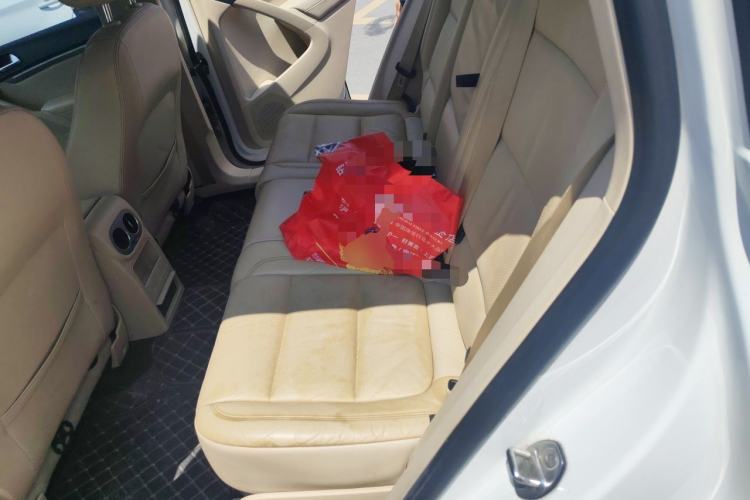 Used Volkswagen Tiguan 2013 2.0 TSI Automatic All-Wheel Drive Luxury Edition Left Rear Seat