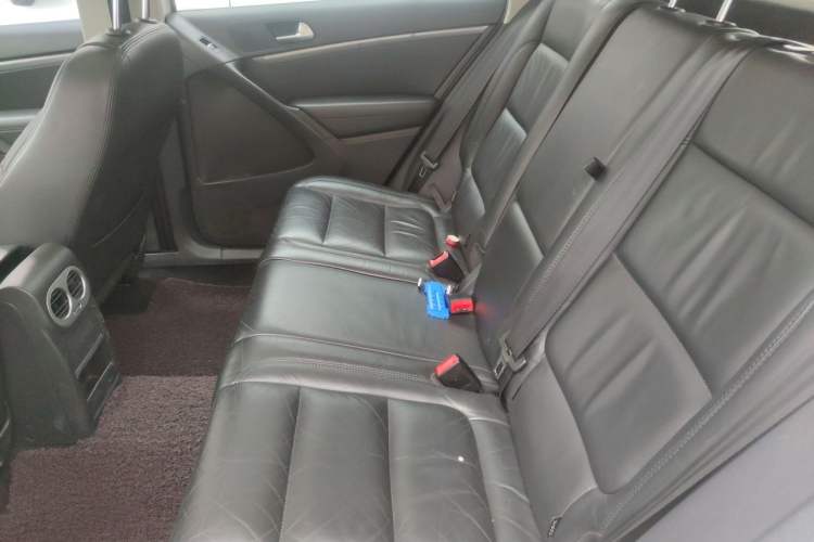 Used Volkswagen Tiguan 2013 1.8 TSI Automatic Two-Wheel Drive Comfort Edition Left Rear Seat