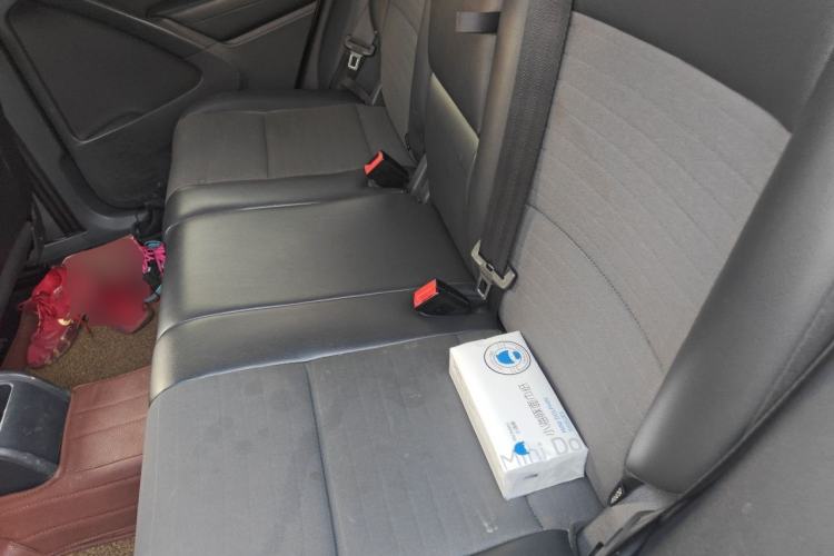 Used Volkswagen Tiguan 2013 1.8TSI Manual Two-Wheel Drive Trend Edition Left Rear Seat
