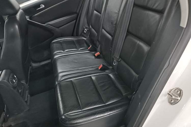 Used Volkswagen Tiguan 2013 2.0 TSI Automatic All-Wheel Drive Luxury Edition Left Rear Seat