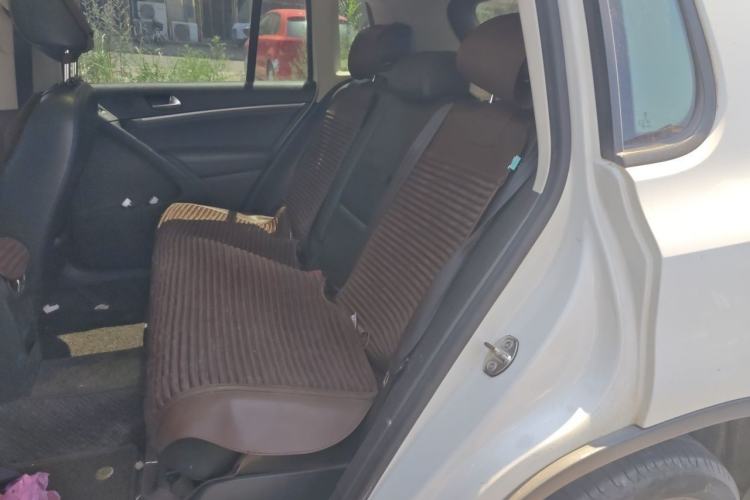 Used Volkswagen Tiguan 2013 1.8TSI Automatic All-Wheel-Drive Comfort Edition Left Rear Seat