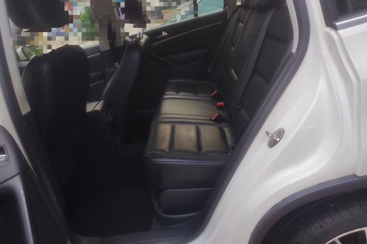 Used Volkswagen Tiguan 2013 1.8 TSI Automatic All-Wheel Drive Luxury Model Left Rear Seat