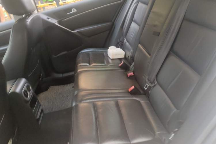 Used Volkswagen Tiguan 2013 1.8 TSI Automatic Two-Wheel Drive Comfort Edition Left Rear Seat