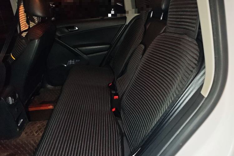 Used Volkswagen Tiguan 2013 1.8TSI Automatic Two-Wheel Drive Trend Edition Left Rear Seat