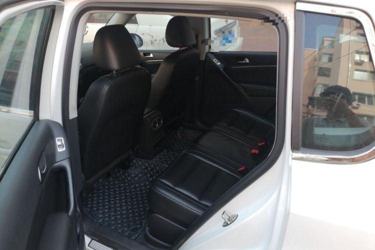 Used Volkswagen Tiguan 2013 1.8 TSI Automatic Two-Wheel Drive Comfort Edition Left Rear Seat