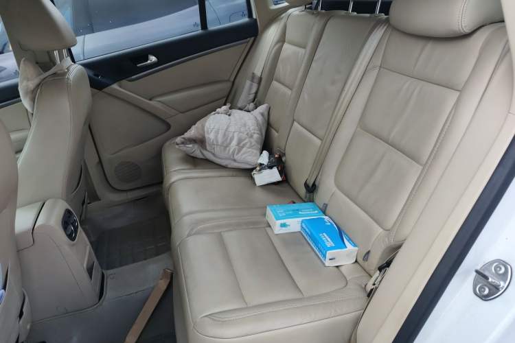 Used Volkswagen Tiguan 2013 1.8 TSI Automatic Two-Wheel Drive Comfort Edition Left Rear Seat