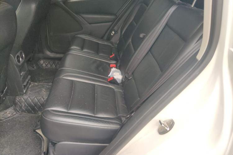 Used Volkswagen Tiguan 2013 1.8 TSI Automatic All-Wheel Drive Luxury Model Left Rear Seat