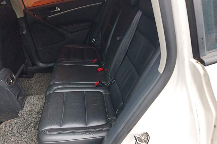 Used Volkswagen Tiguan 2013 1.8TSI Automatic All-Wheel-Drive Comfort Edition Left Rear Seat