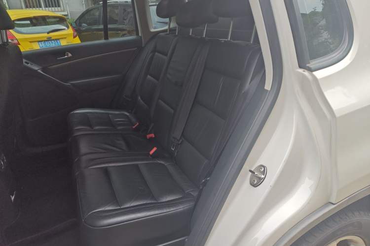 Used Volkswagen Tiguan 2013 1.8TSI Automatic All-Wheel-Drive Comfort Edition Left Rear Seat