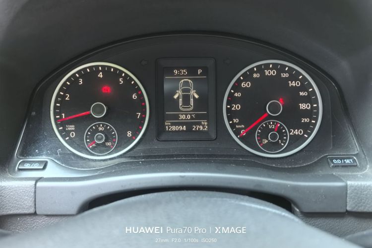 Used Volkswagen Tiguan 2013 1.8TSI Automatic Two-Wheel Drive Trend Edition Odometer Close Up