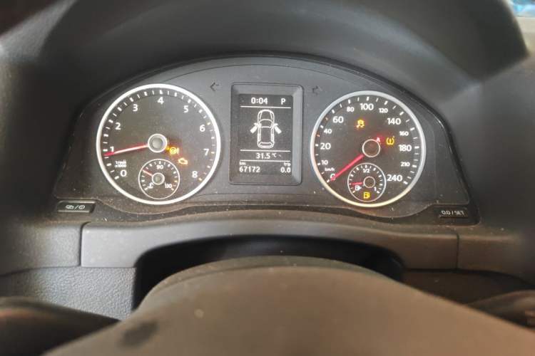 Used Volkswagen Tiguan 2013 1.8 TSI Automatic Two-Wheel Drive Comfort Edition Odometer Close Up