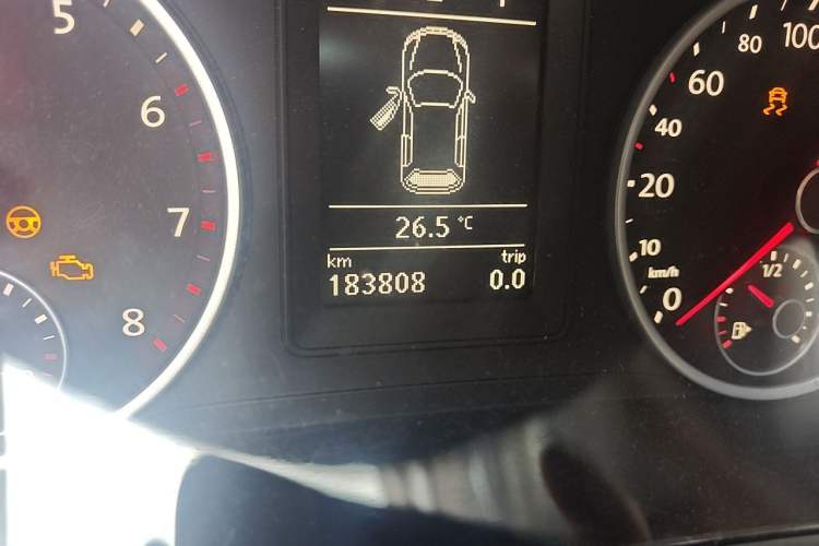 Used Volkswagen Tiguan 2013 1.8 TSI Automatic Two-Wheel Drive Comfort Edition Odometer Close Up