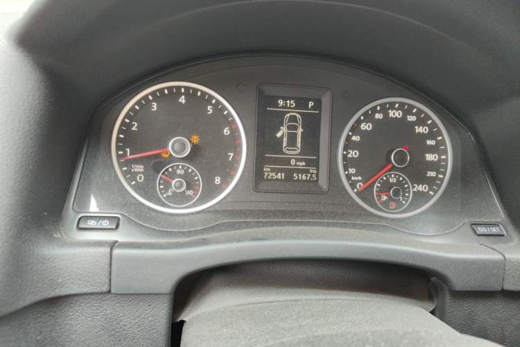 Used Volkswagen Tiguan 2013 1.8 TSI Automatic Two-Wheel Drive Comfort Edition Odometer Close Up