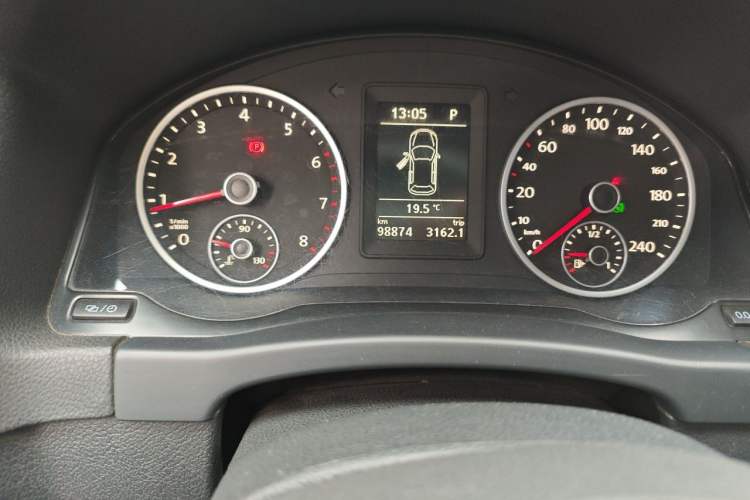 Used Volkswagen Tiguan 2013 1.8TSI Automatic Two-Wheel Drive Trend Edition Odometer Close Up
