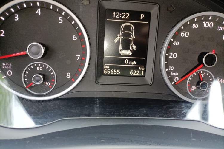 Used Volkswagen Tiguan 2013 1.8 TSI Automatic Two-Wheel Drive Comfort Edition Odometer Close Up