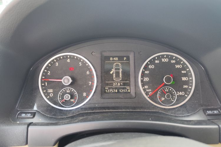 Used Volkswagen Tiguan 2013 1.8 TSI Automatic Two-Wheel Drive Comfort Edition Odometer Close Up