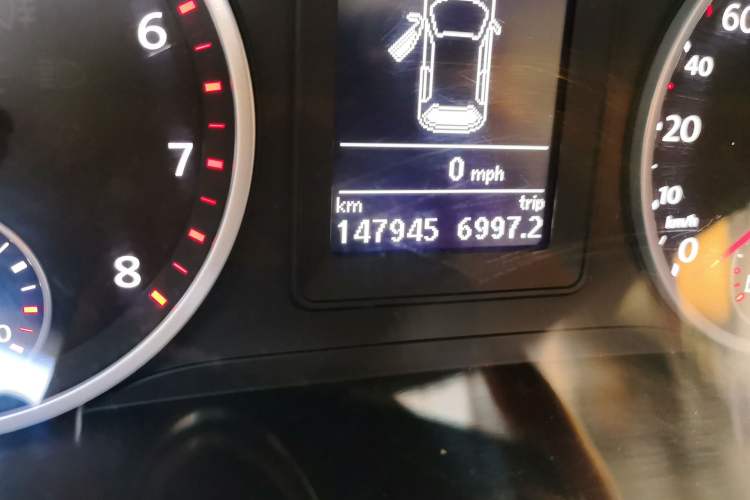 Used Volkswagen Tiguan 2013 1.8 TSI Automatic Two-Wheel Drive Comfort Edition Odometer Close Up