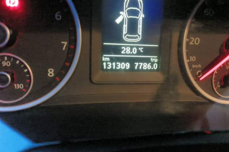Used Volkswagen Tiguan 2013 1.8 TSI Automatic Two-Wheel Drive Comfort Edition Odometer Close Up