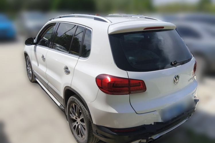 Used Volkswagen Tiguan 2013 1.8 TSI Automatic All-Wheel Drive Luxury Model Rear Left 45 Deg