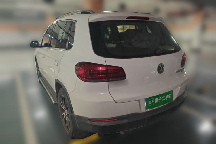 Used Volkswagen Tiguan 2013 1.8 TSI Automatic All-Wheel Drive Luxury Model Rear Left 45 Deg