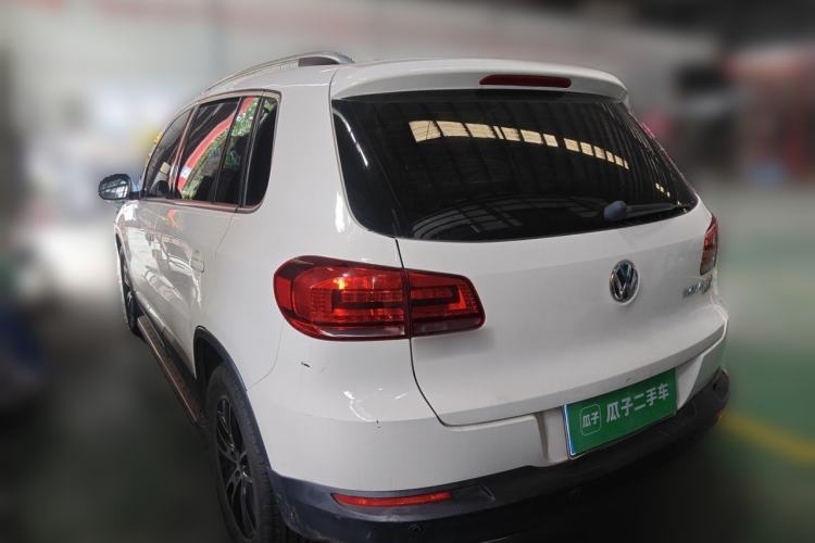 Used Volkswagen Tiguan 2013 1.8 TSI Automatic All-Wheel Drive Luxury Model Rear Left 45 Deg