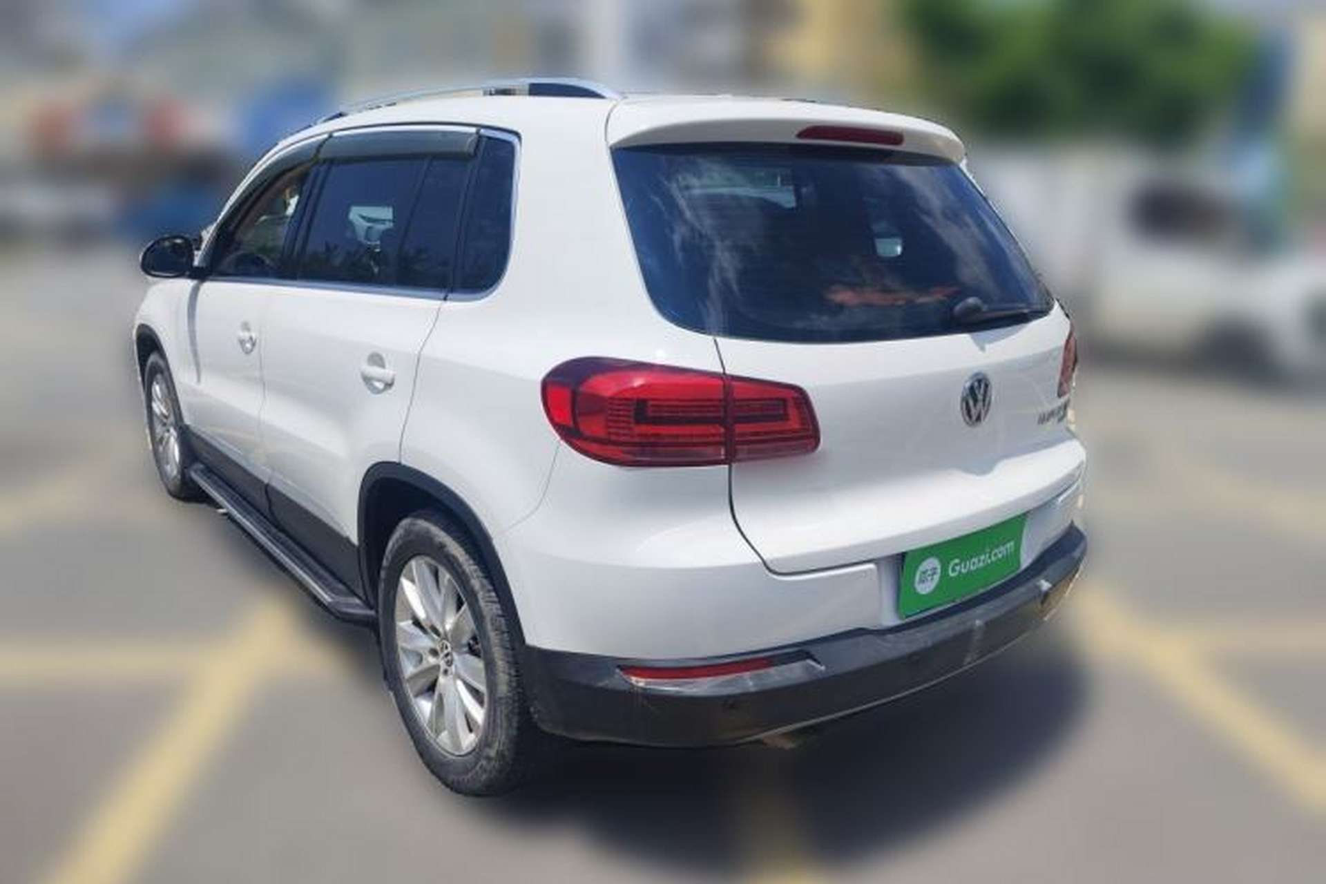 Used Volkswagen Tiguan 2013 2.0 TSI Automatic All-Wheel Drive Luxury Edition Rear Left 45 Deg