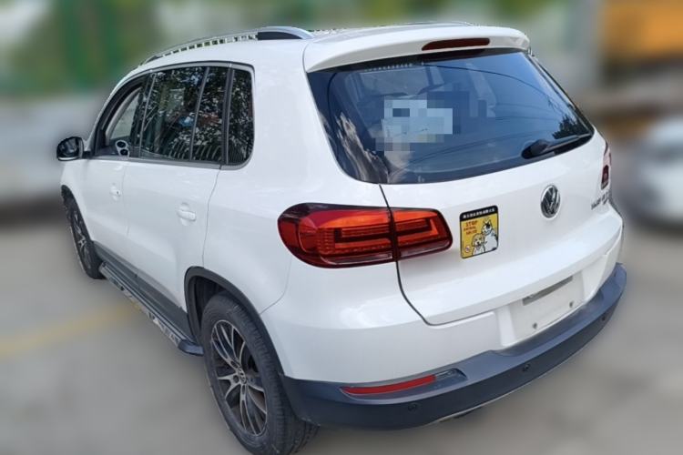 Used Volkswagen Tiguan 2013 1.8 TSI Automatic All-Wheel Drive Luxury Model Rear Left 45 Deg