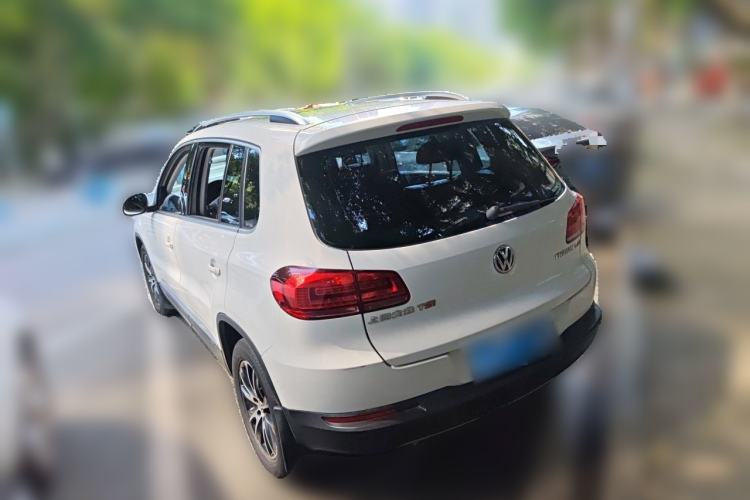 Used Volkswagen Tiguan 2013 1.8TSI Automatic Two-Wheel Drive Luxury Model Rear Left 45 Deg