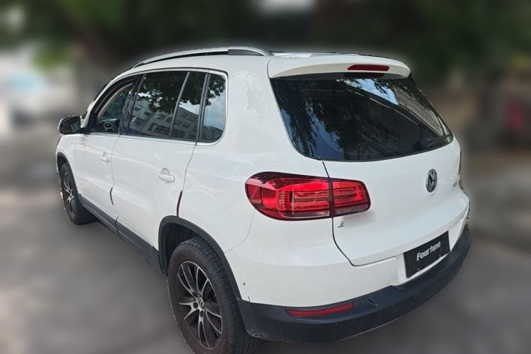 Used Volkswagen Tiguan 2013 1.8TSI Automatic Two-Wheel Drive Luxury Model Rear Left 45 Deg