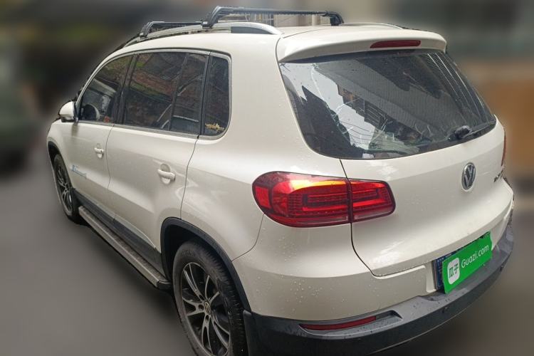 Used Volkswagen Tiguan 2013 2.0 TSI Automatic All-Wheel Drive Luxury Edition Rear Left 45 Deg