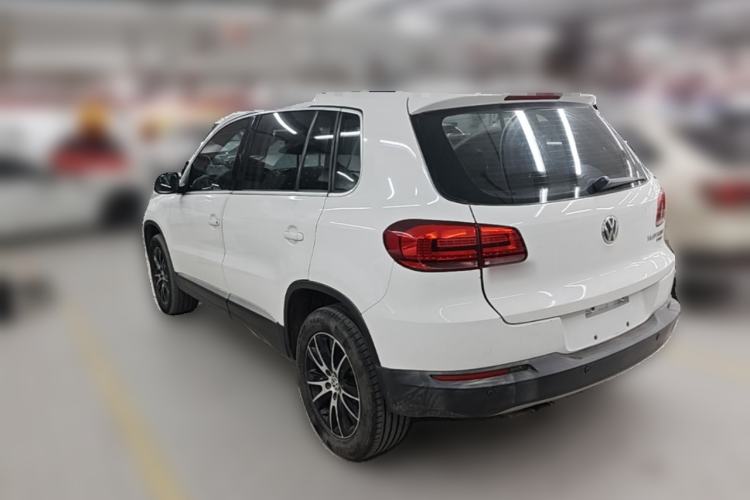 Used Volkswagen Tiguan 2013 2.0 TSI Automatic All-Wheel Drive Luxury Edition Rear Left 45 Deg