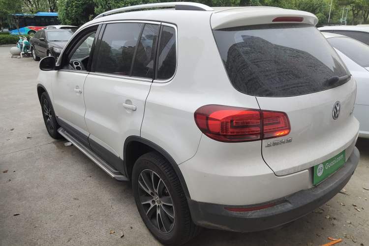 Used Volkswagen Tiguan 2013 1.8TSI Automatic Two-Wheel Drive Luxury Model Rear Left 45 Deg