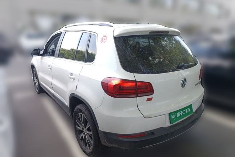 Used Volkswagen Tiguan 2013 1.8 TSI Automatic All-Wheel Drive Luxury Model Rear Left 45 Deg