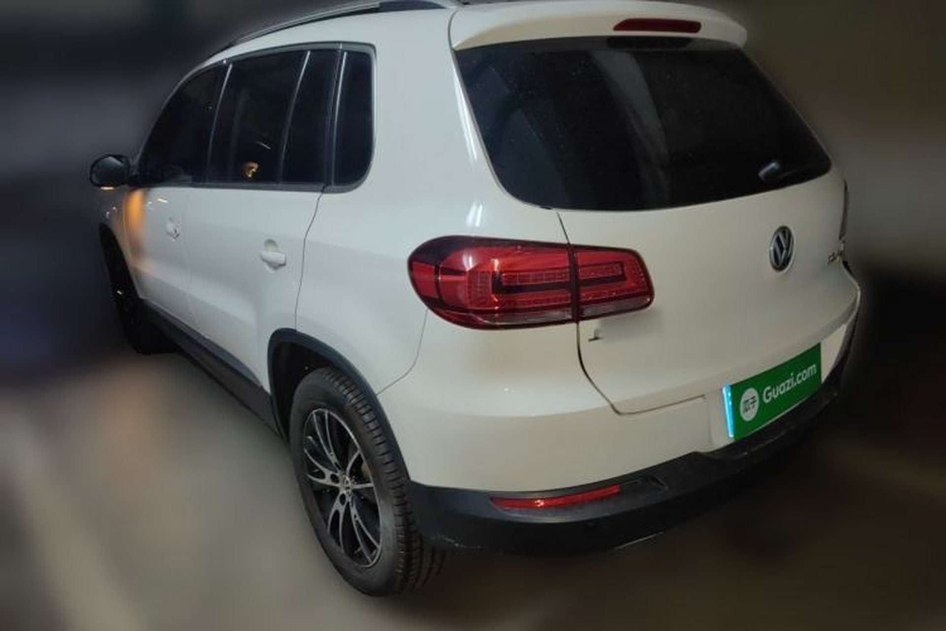 Used Volkswagen Tiguan 2013 2.0 TSI Automatic All-Wheel Drive Luxury Edition Rear Left 45 Deg