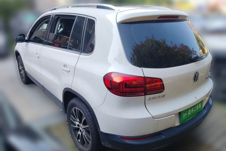 Used Volkswagen Tiguan 2013 2.0 TSI Automatic All-Wheel Drive Luxury Edition Rear Left 45 Deg