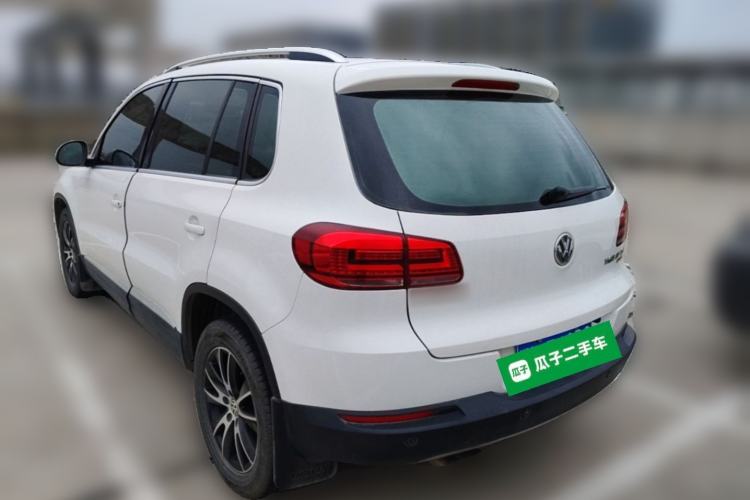 Used Volkswagen Tiguan 2013 1.8 TSI Automatic All-Wheel Drive Luxury Model Rear Left 45 Deg