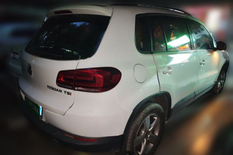 Used Volkswagen Tiguan 2013 1.8 TSI Automatic Two-Wheel Drive Comfort Edition Rear Right 45 Deg