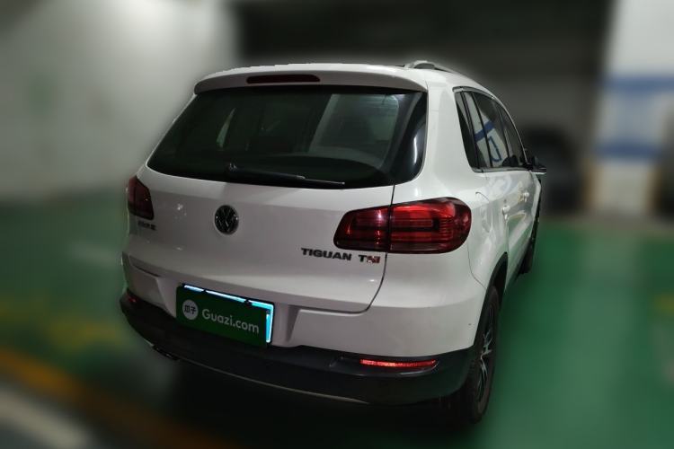 Used Volkswagen Tiguan 2013 1.8TSI Automatic Two-Wheel Drive Luxury Model Rear Right 45 Deg