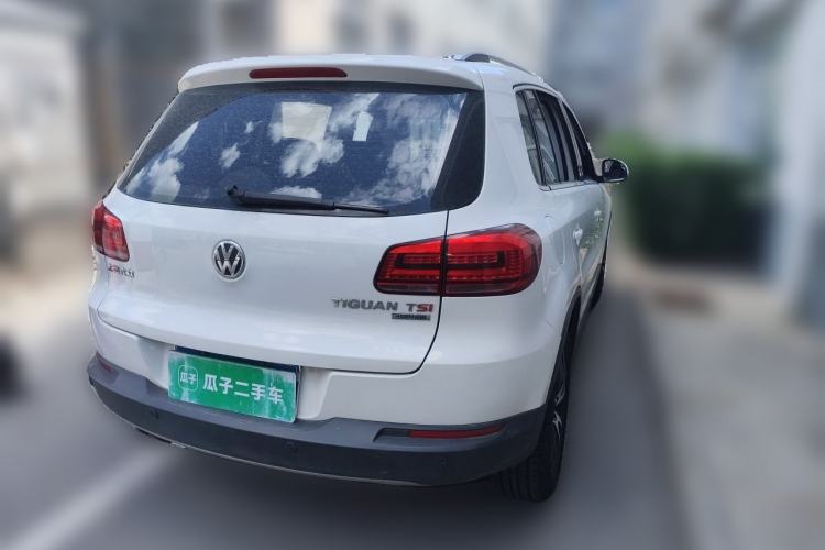 Used Volkswagen Tiguan 2013 1.8TSI Automatic Two-Wheel Drive Luxury Model Rear Right 45 Deg