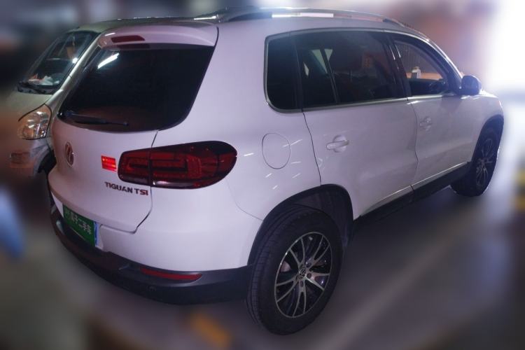 Used Volkswagen Tiguan 2013 1.8TSI Automatic Two-Wheel Drive Luxury Model Rear Right 45 Deg