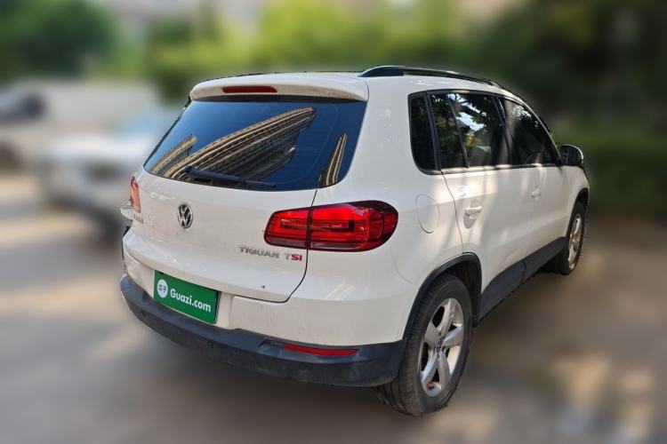 Used Volkswagen Tiguan 2013 1.8 TSI Automatic Two-Wheel Drive Comfort Edition Rear Right 45 Deg