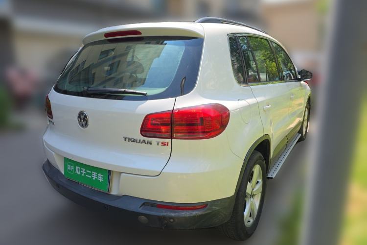Used Volkswagen Tiguan 2013 1.8 TSI Automatic Two-Wheel Drive Comfort Edition Rear Right 45 Deg