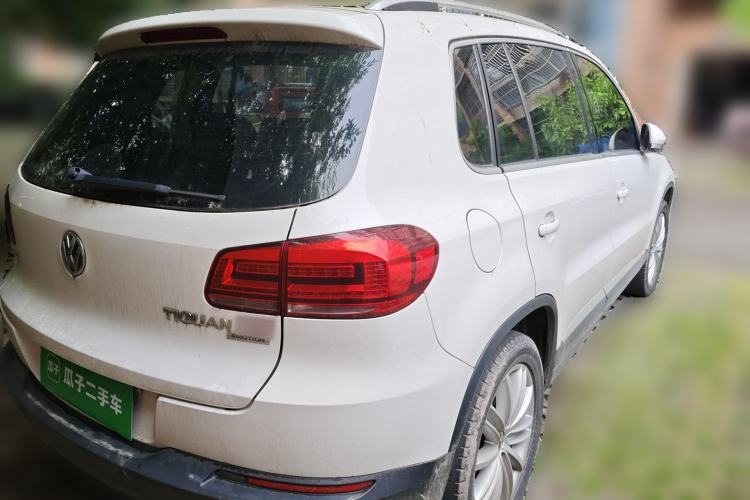 Used Volkswagen Tiguan 2013 2.0 TSI Automatic All-Wheel Drive Luxury Edition Rear Right 45 Deg