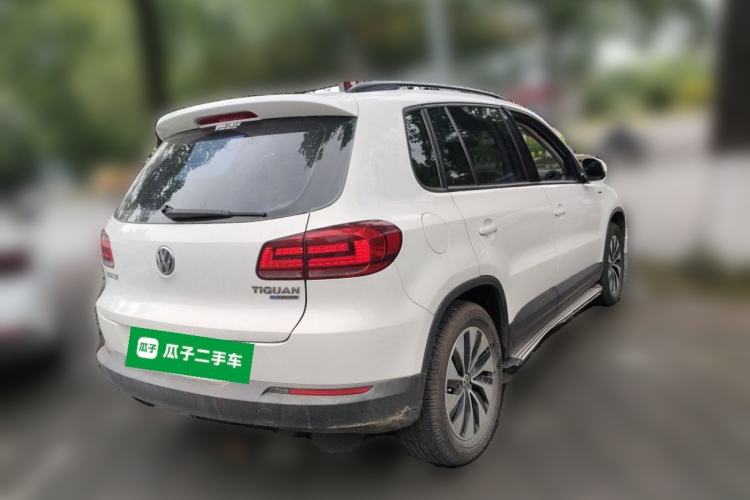 Used Volkswagen Tiguan 2013 1.4 TSI Manual Two-Wheel Drive BlueMotion Edition Rear Right 45 Deg
