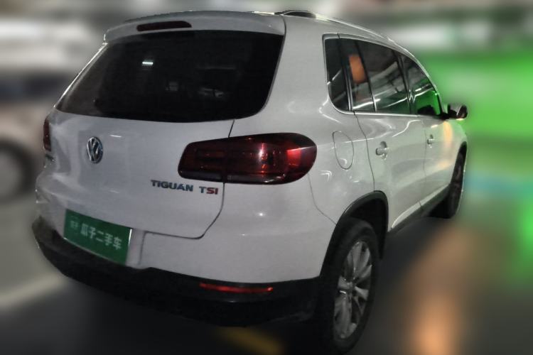 Used Volkswagen Tiguan 2013 1.8TSI Automatic Two-Wheel Drive Luxury Model Rear Right 45 Deg