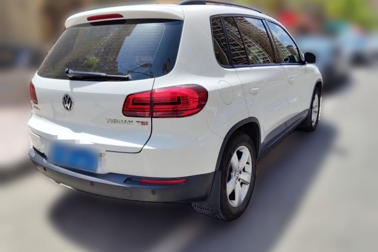 Used Volkswagen Tiguan 2013 1.8 TSI Automatic Two-Wheel Drive Comfort Edition Rear Right 45 Deg
